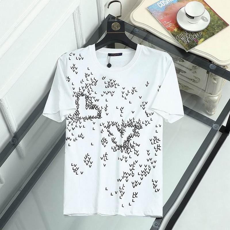 Louis Vuitton Men's T-shirts 118